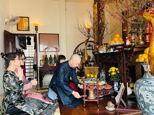 nhung-dieu-kieng-ky-khi-cung-ong-cong-ong-tao-02