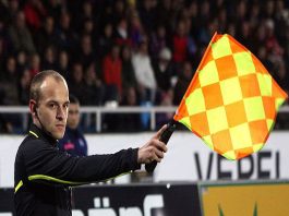 Việt vị là gì? Các vị trí vi phạm lỗi trong bóng đá